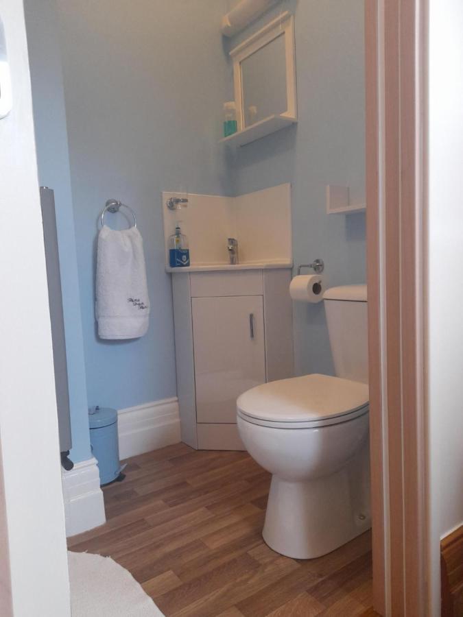 Home From Home Guesthouse Leiston Bagian luar foto