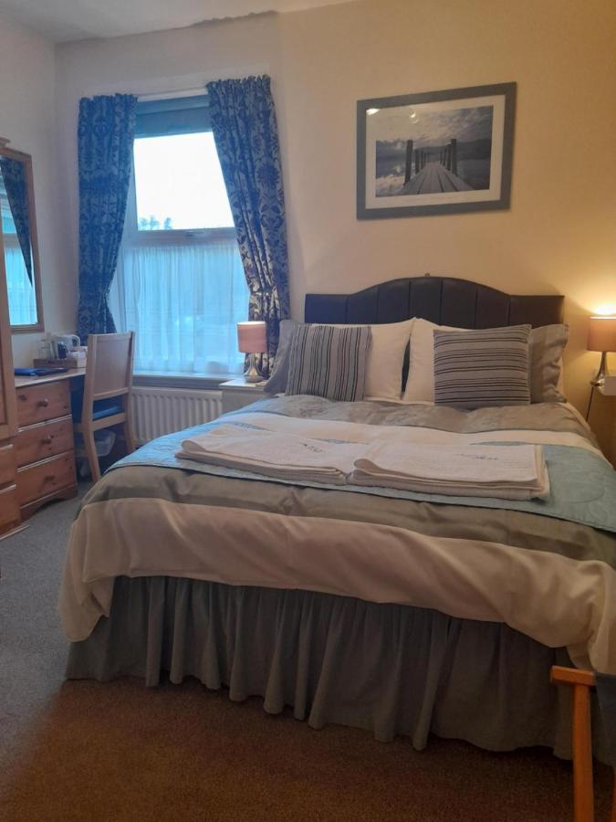 Home From Home Guesthouse Leiston Bagian luar foto