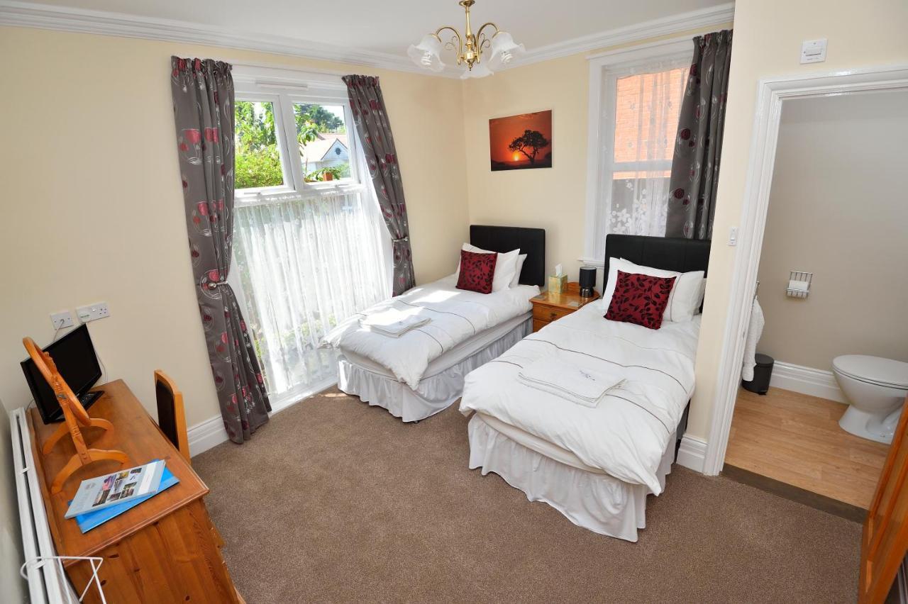 Home From Home Guesthouse Leiston Bagian luar foto