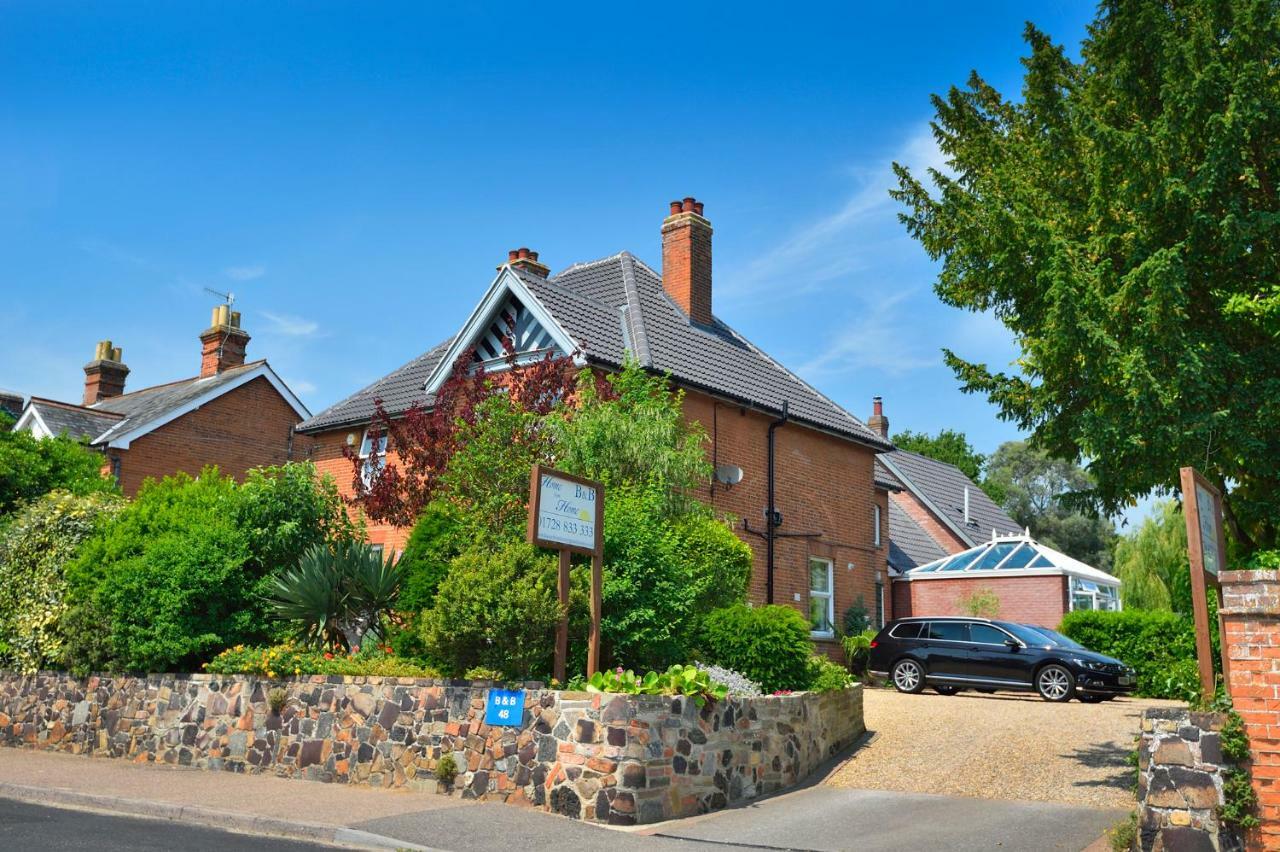 Home From Home Guesthouse Leiston Bagian luar foto