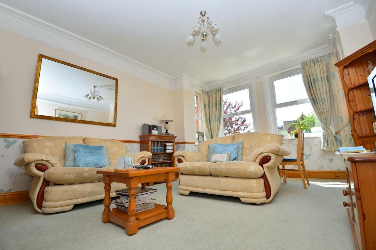 Home From Home Guesthouse Leiston Bagian luar foto