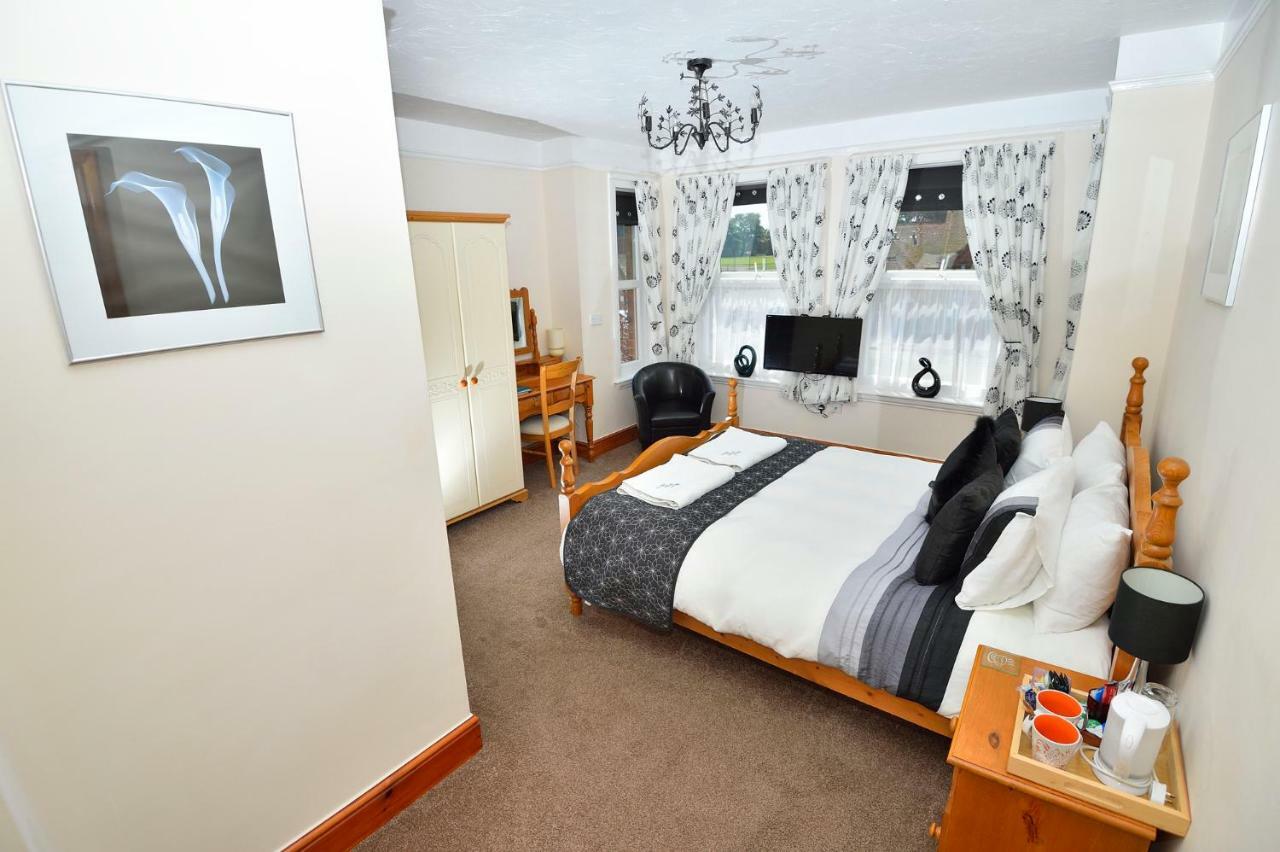 Home From Home Guesthouse Leiston Bagian luar foto